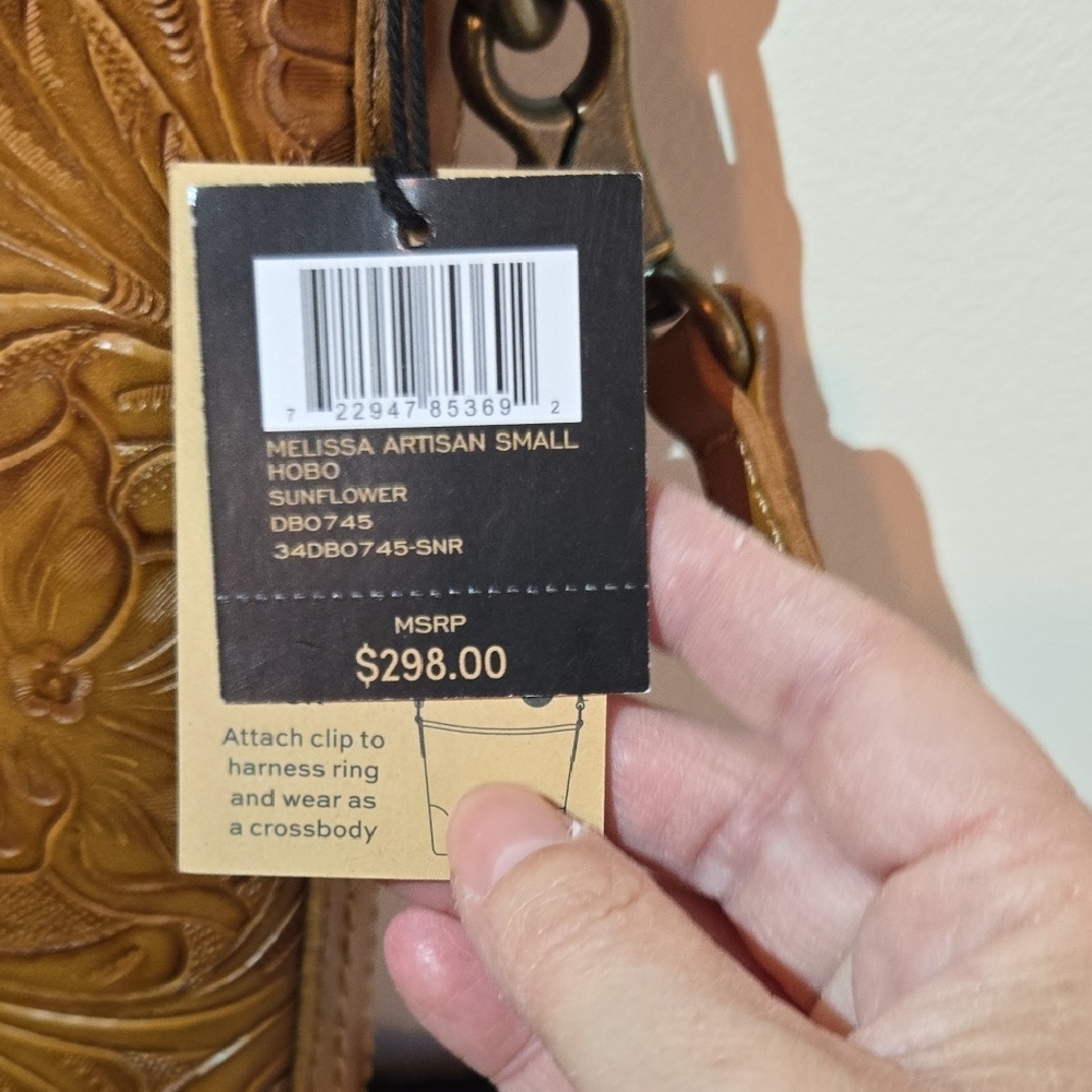 Frye MELISSA ARTISAN HOBO IN SUNFLOWER. NWT LIMITED EDITION - Picture 12 of 14